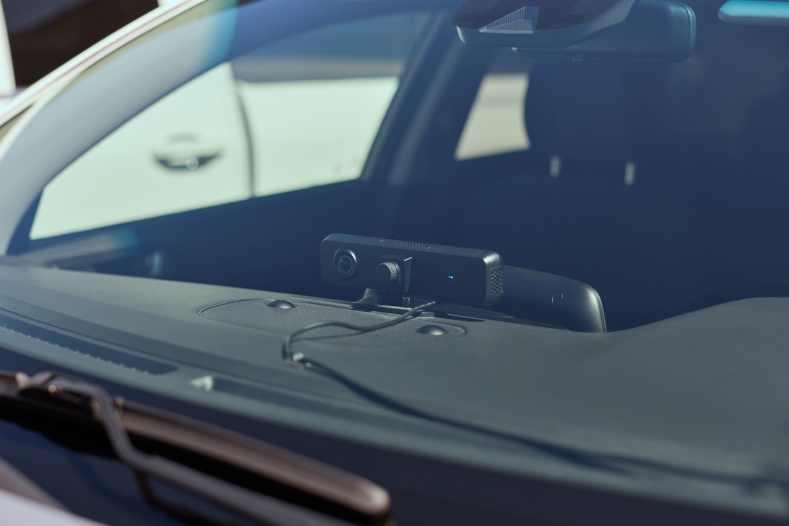 ZeitRide dash cam installed on the windshield near the rearview mirror